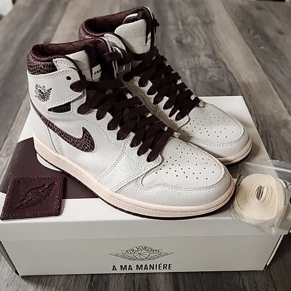 Size 5.5 - Jordan 1 OG x A Ma Maniere High Airness
